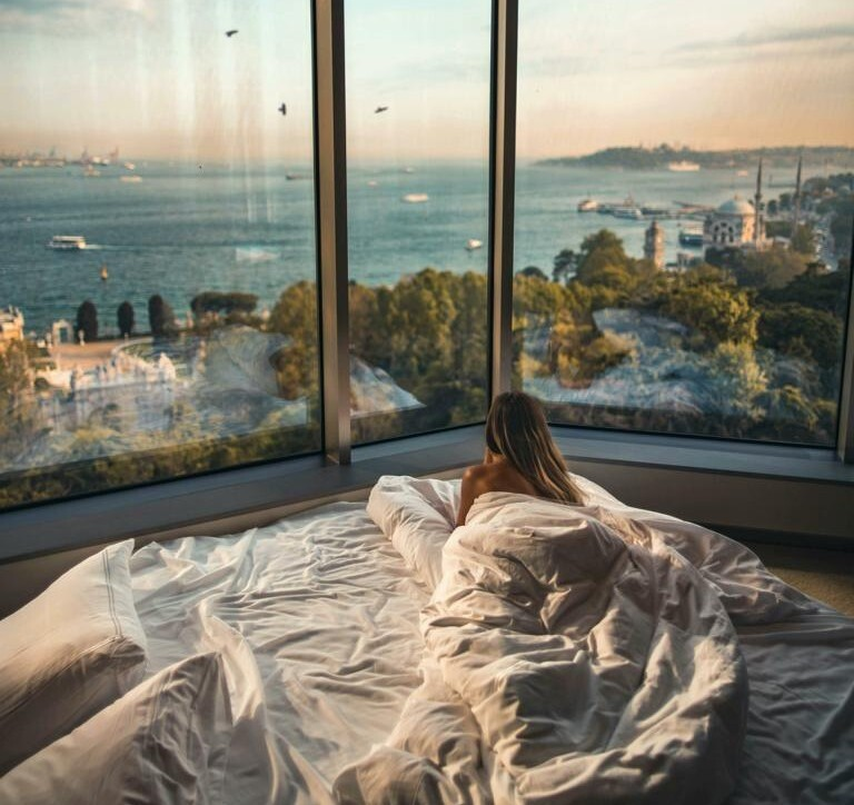 Book escort travel companion city view Book escort travel companion city view