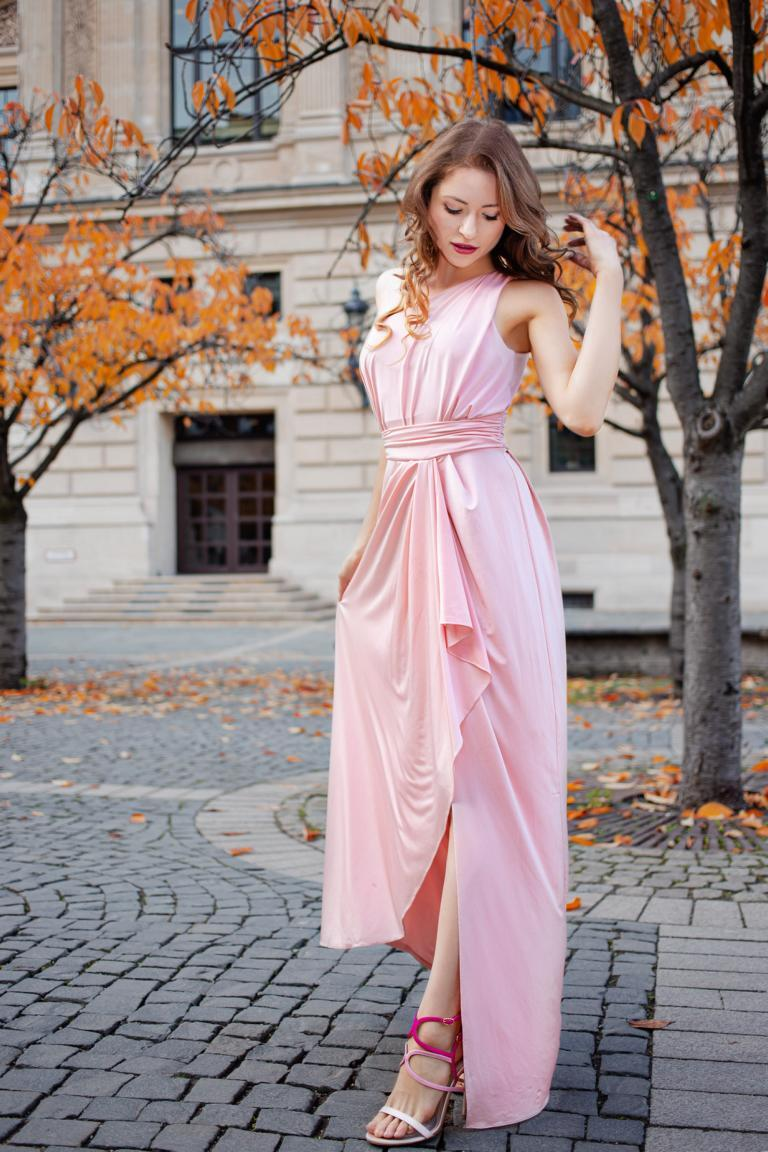 Irina le Fey - Gründerin der High Class Escort Agentur Plescort Irina le Fey - Gründerin der High Class Escort Agentur Plescort